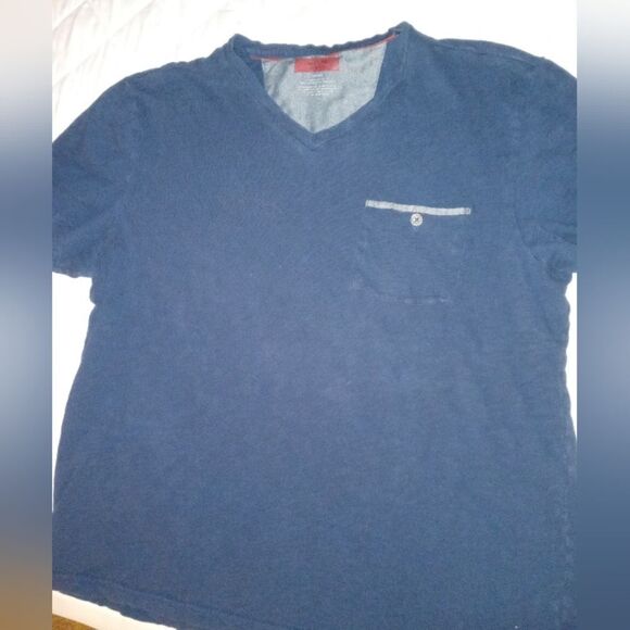 MEN'S ALFANI Slim Fit Large Shirt.  Like new. - Picture 1 of 4